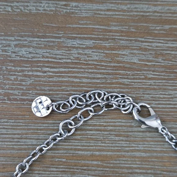 Silvertone Talbots Sparkly Necklace - Picture 3 of 5